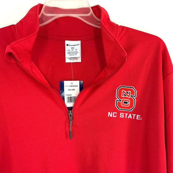 NEW Champion NC State Wolfpack Mens 2XL Pullover 1/4 Zip Long Sleeve Red NWT - Picture 1 of 11